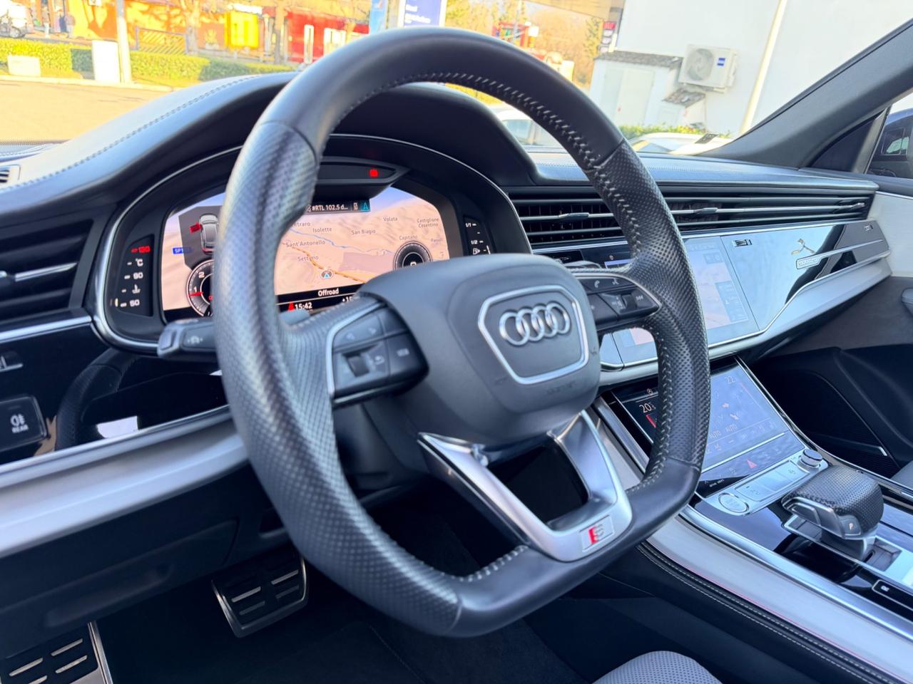 Audi Q8 50 TDI 286 CV quattro tiptronic S-Line tetto