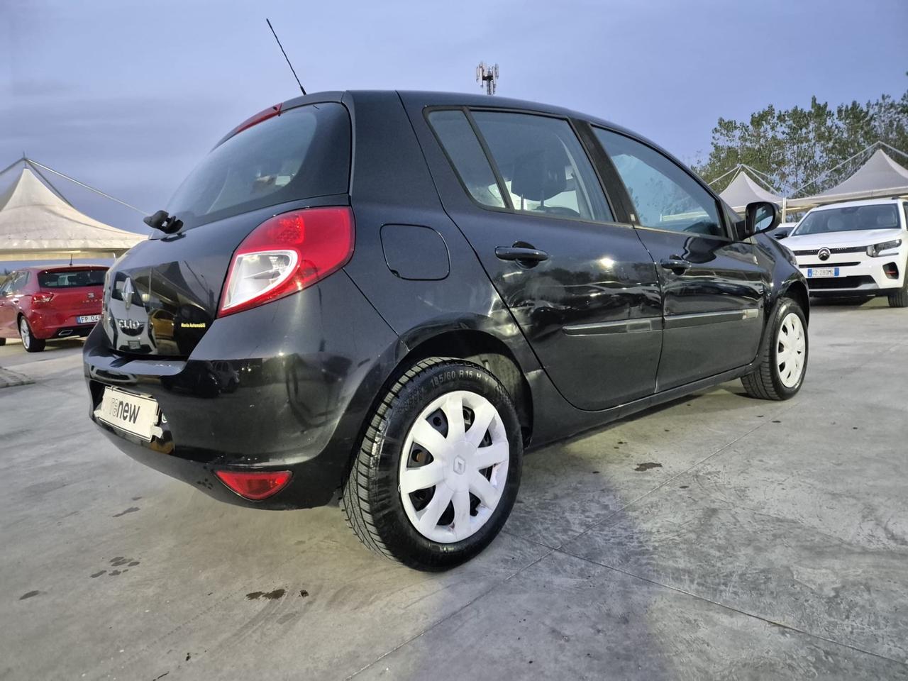 Renault Clio 1.2 16V 5 porte Luxe NAVIGATORE