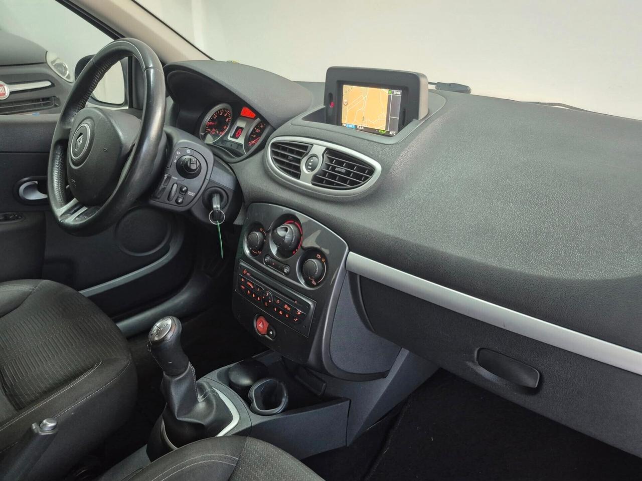 Renault Clio 1.2 16V 5 porte NAVIGA-SENSORI-PARCH-
