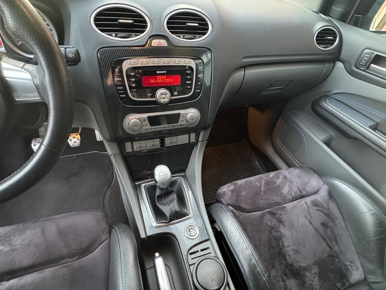 Ford Focus 2.5T (305CV) 3p. RS