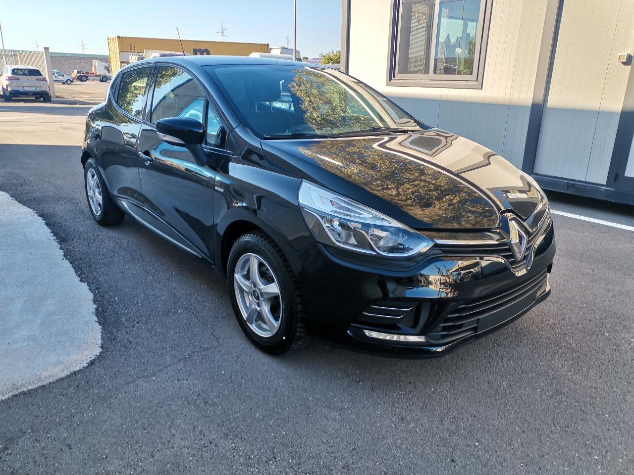 Renault Clio 5 Porte Clio 5p 1.2 Life (wave) 75cv E6