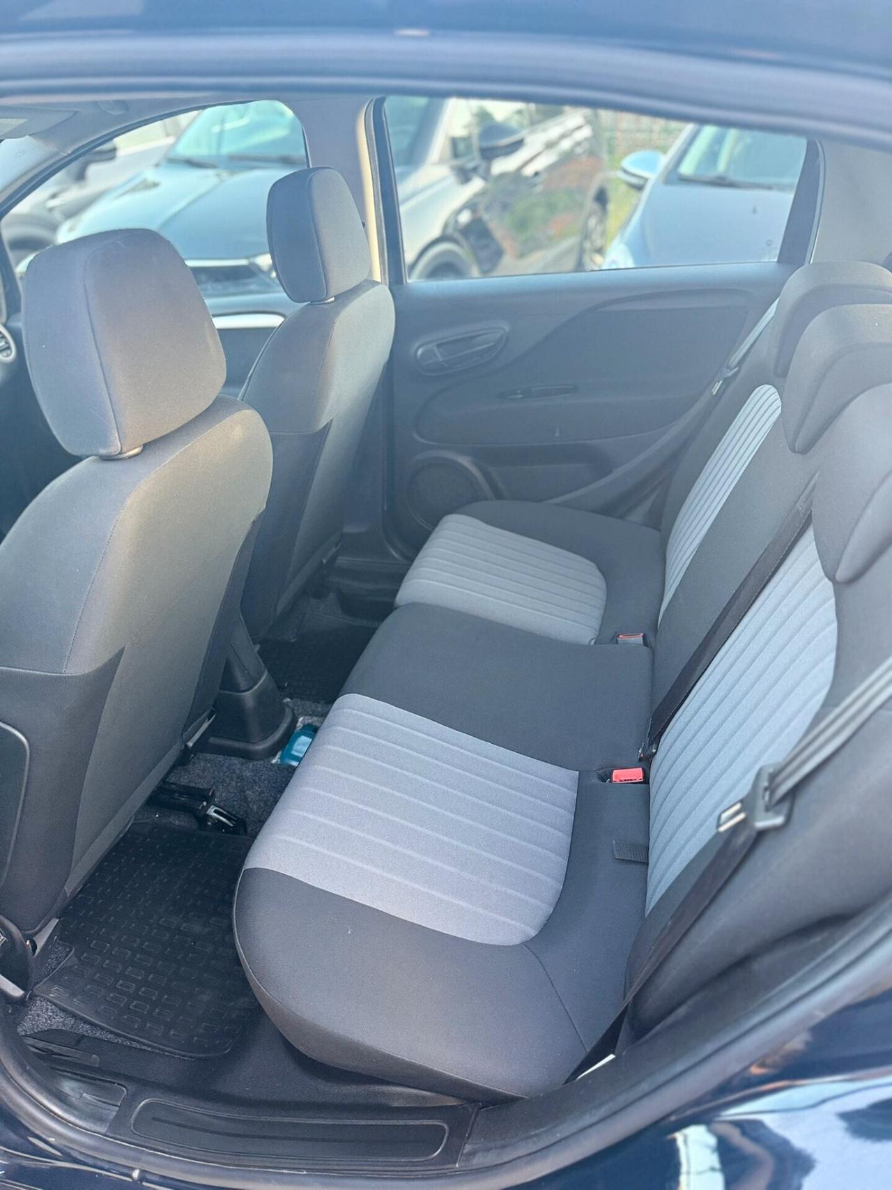 Fiat Punto 1.3 MJT II S&S 95 CV 5 porte Street