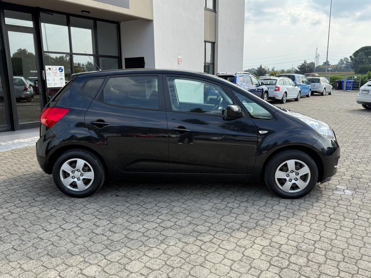 Kia Venga 1.4 GPL Easy|NEOPATENTATI