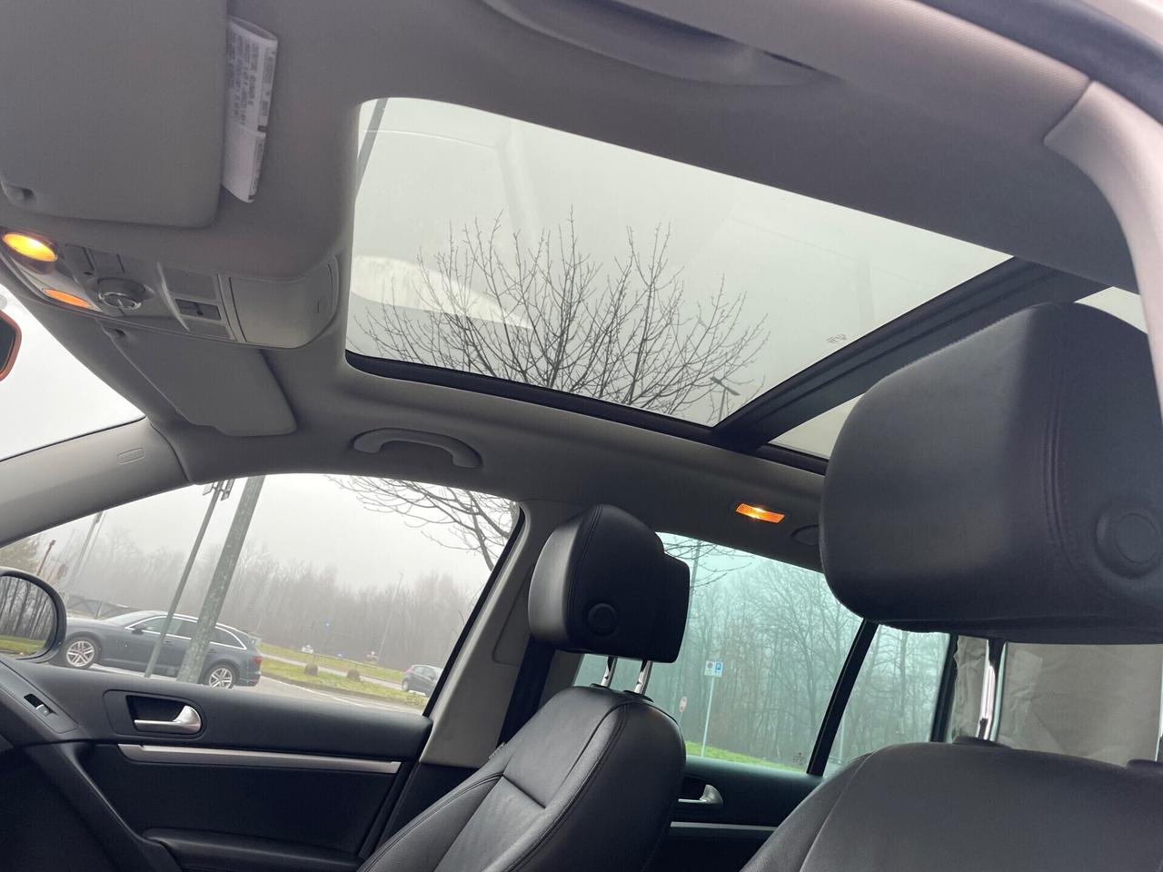 Volkswagen Tiguan 2.0 TDI 140CV 4MOTION*Automatik*Pelle*Tetto*