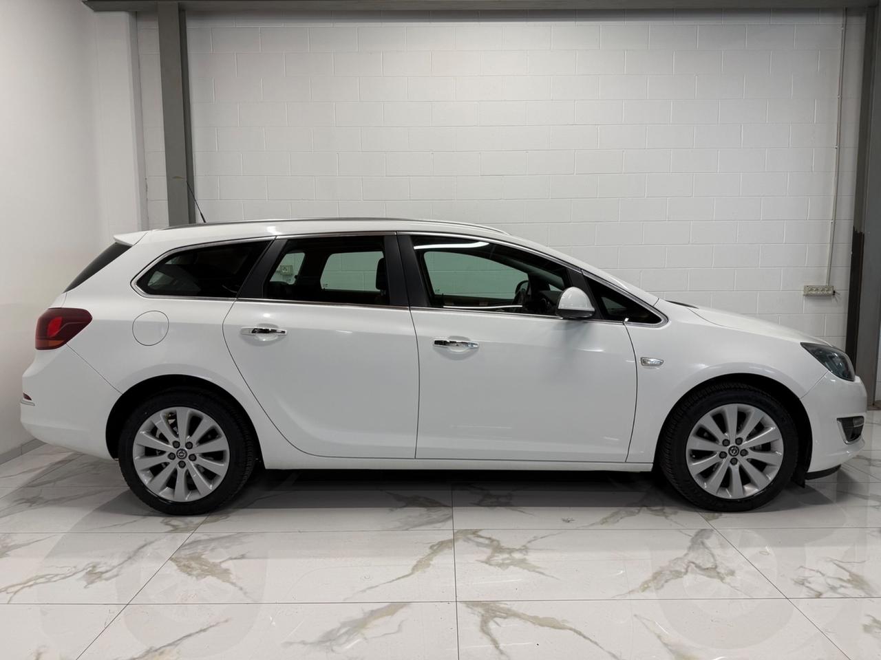 Opel Astra 1.4 Turbo 140CV Sports Tourer aut. Cosmo