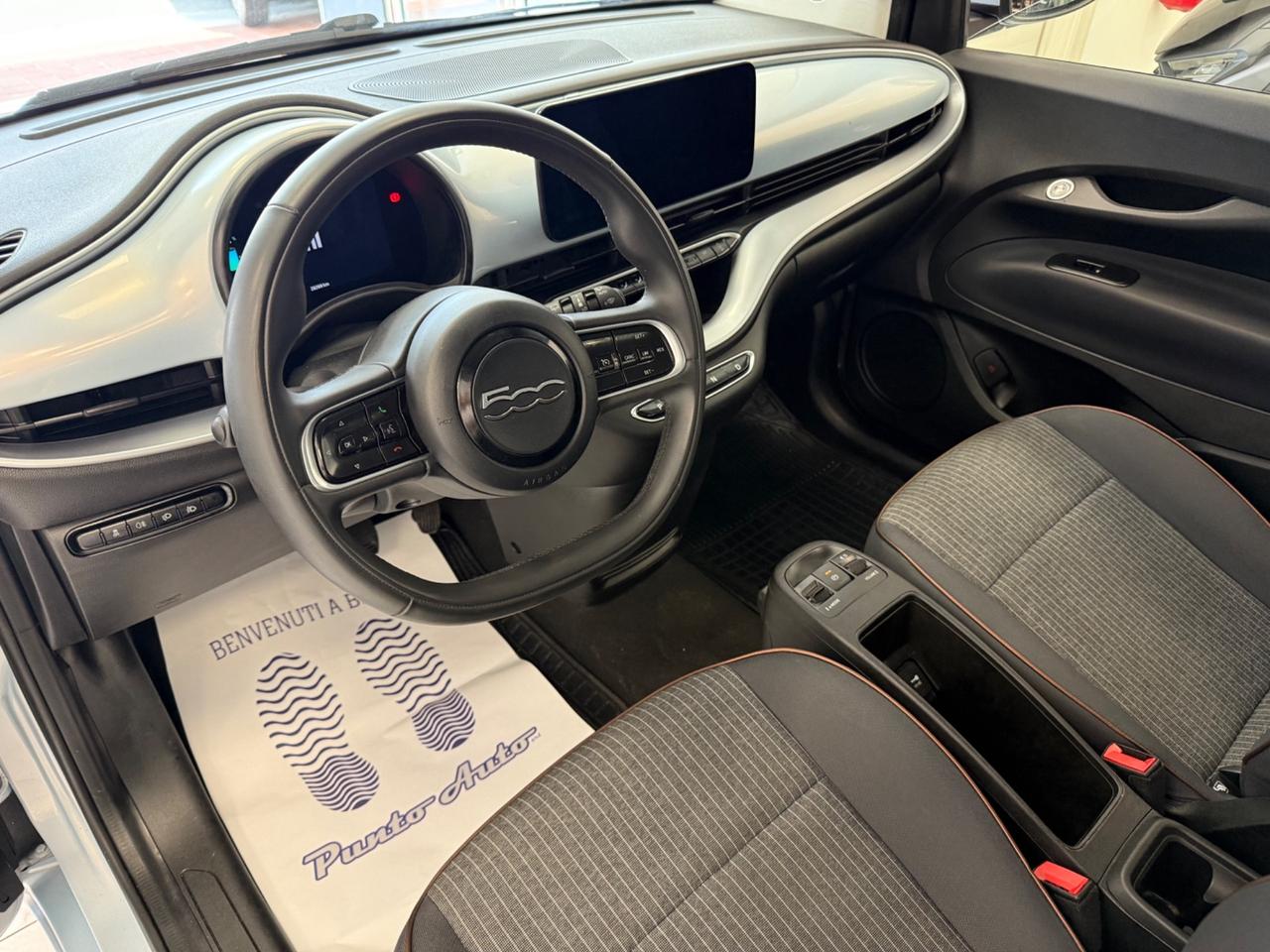 Fiat 500 500e Berlina 42 kWh opening edition