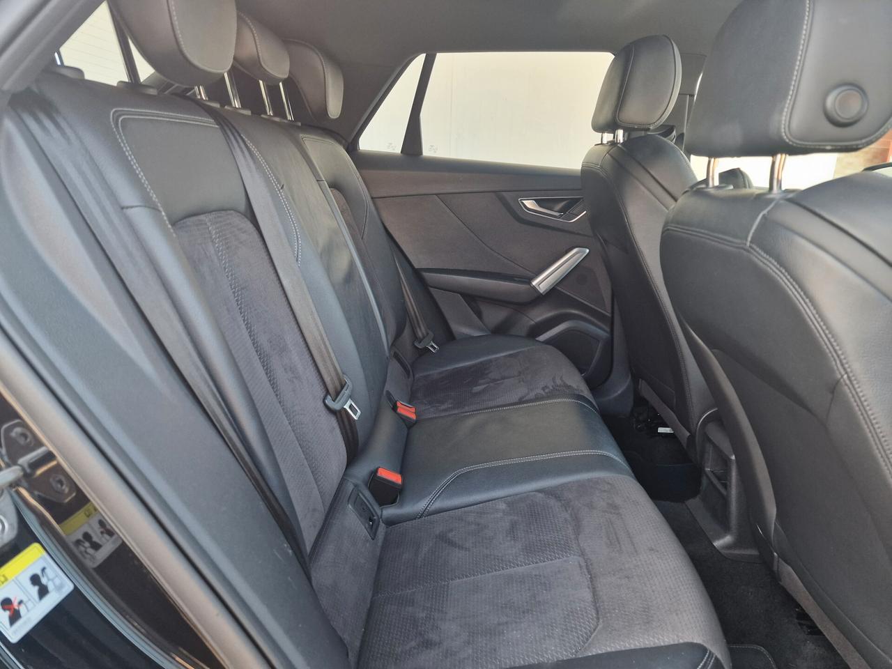 Audi Q2 S-line 1.6 TDI 115CV S-tronic