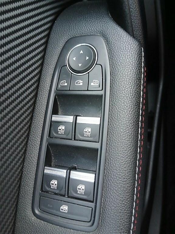 Renault Captur 1.6 Plug-in Hybrid RS Line E-Tech Auto