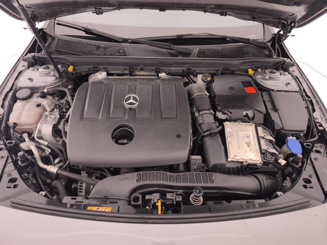 MERCEDES-BENZ A 180 180 d Business auto