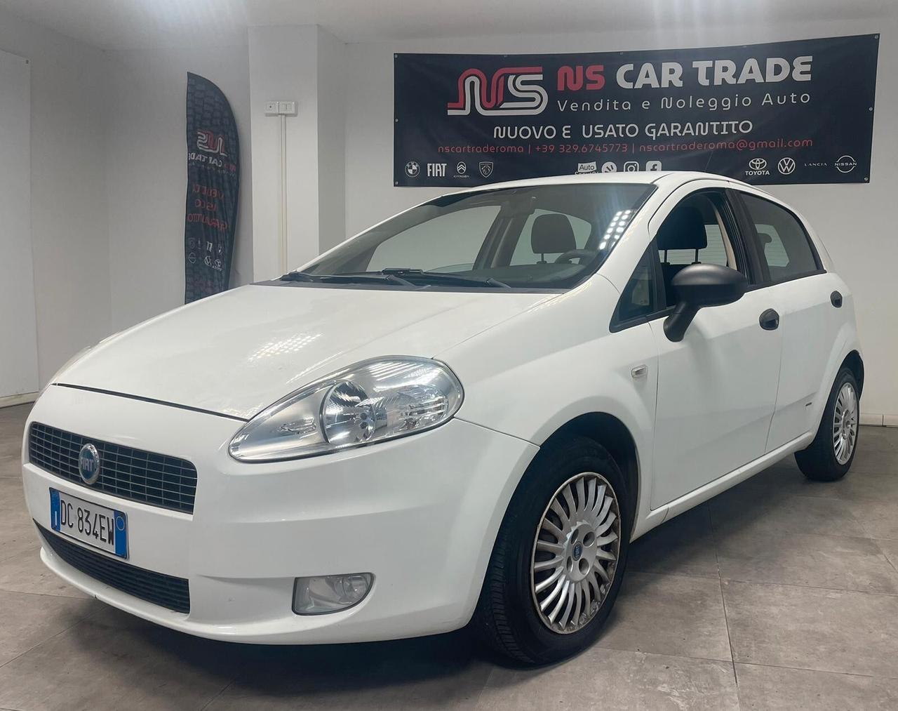 FIAT GRANDE PUNTO 1.2 - OK NEOPATENTATI - 110.000 KM ORIG