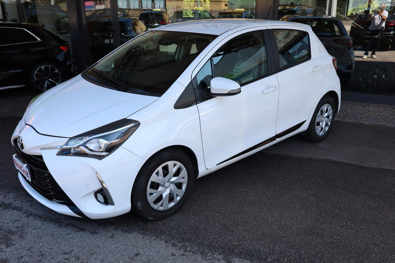 TOYOTA YARIS 1.0 5 PORTE ACTIVE neopatentati