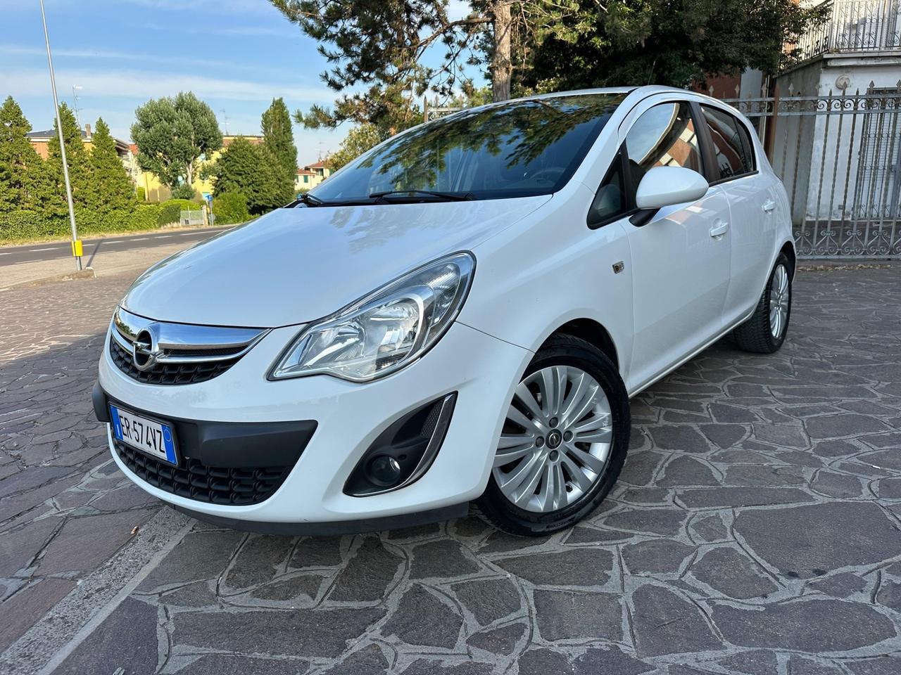 Opel Corsa 1.2 85CV 5 porte GPL-TECH Edition