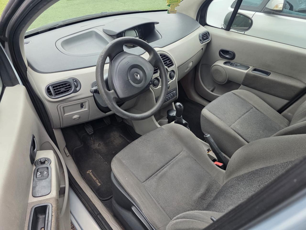 Renault Clio 1.2 5 porte GPL neopatentati
