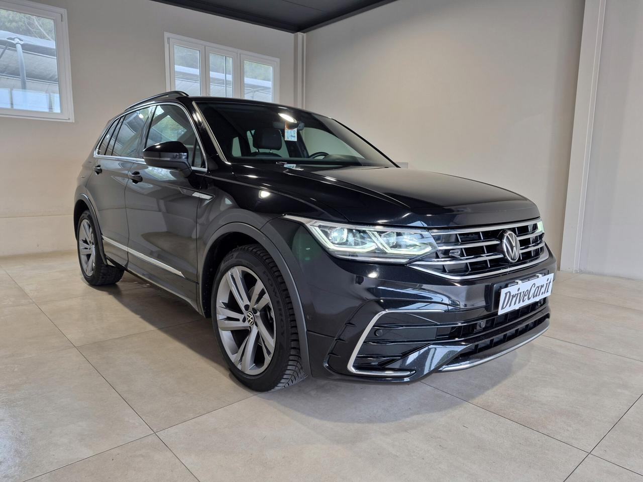 Volkswagen Tiguan 2.0 TDI 150 CV SCR DSG R-Line