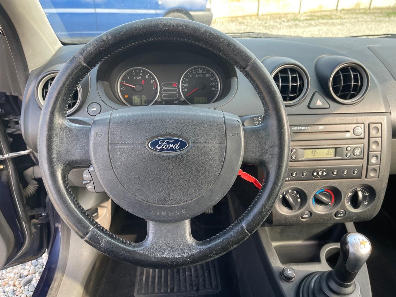Ford Fiesta 1.4 16V 5p. Zetec