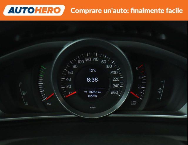 VOLVO V40 Cross Country D2 Business