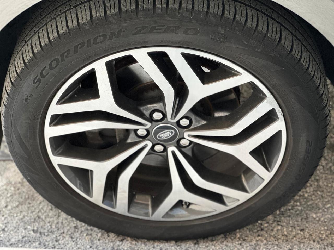 Land Rover Range Evoque 2.0D 180CV R-Dynamic TETTO