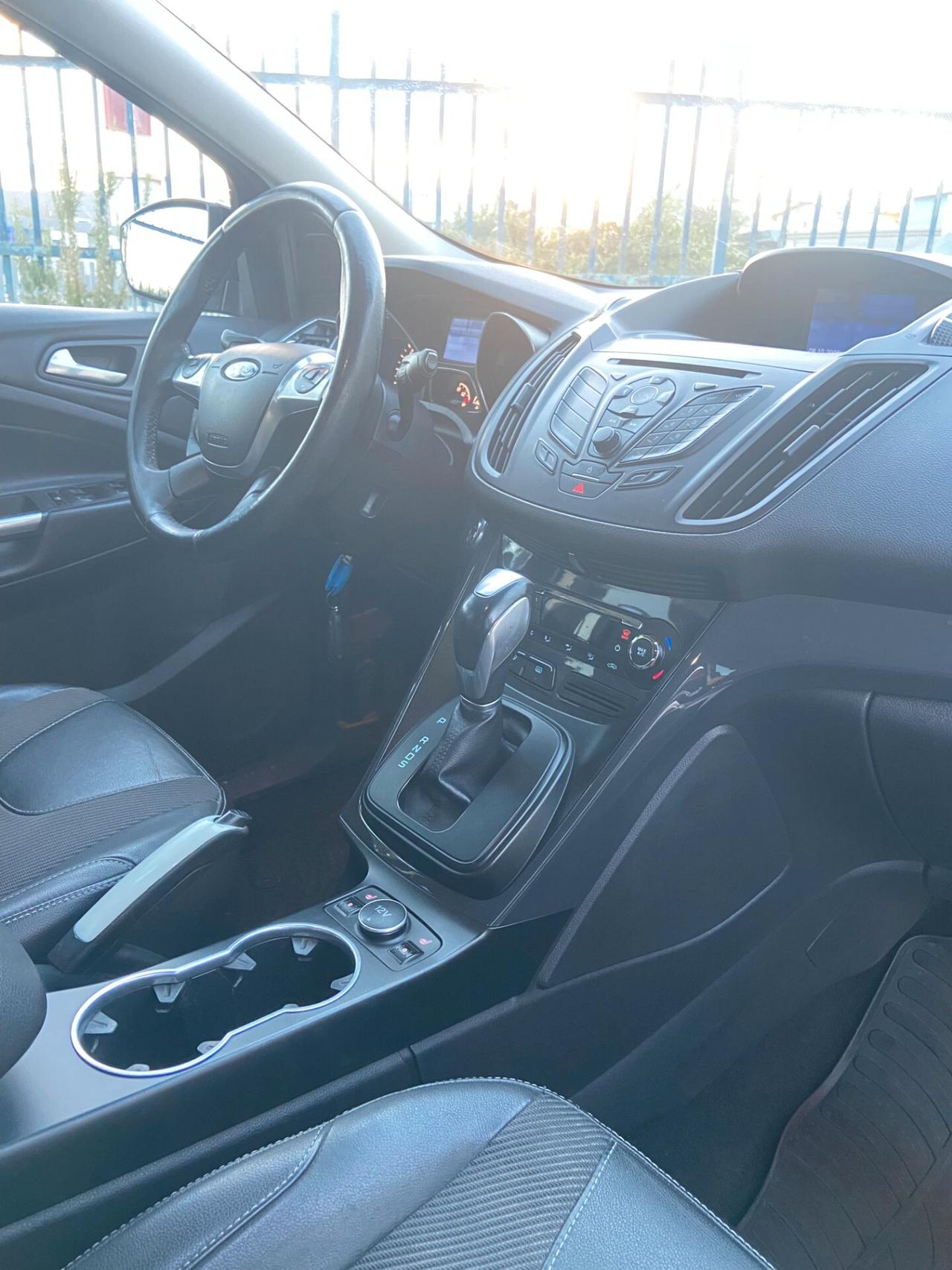 Ford Kuga 2.0 TDCI 4WD Titanium CAMBIO AUTOMATICO NUOVO