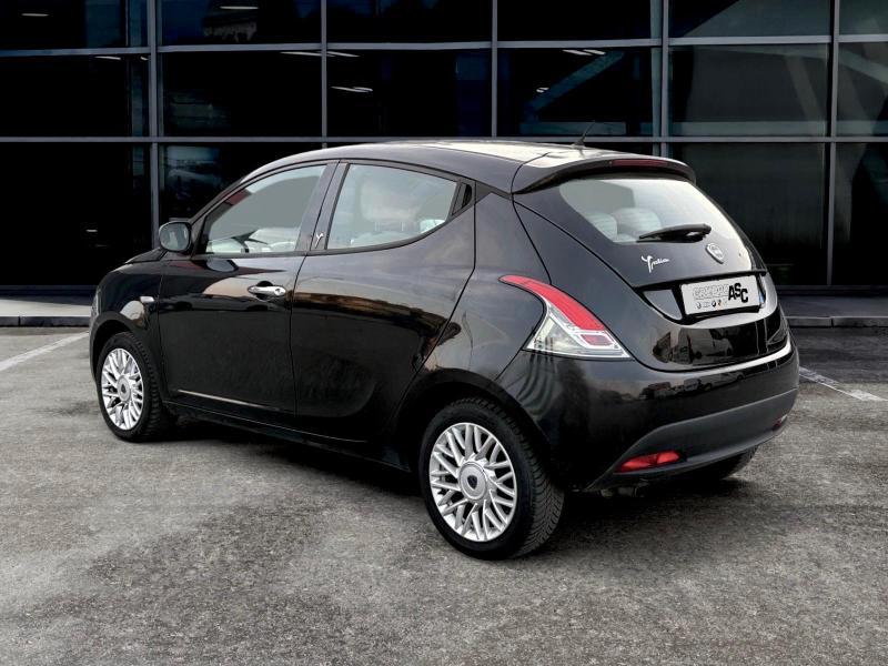 Lancia Ypsilon 5 Porte Ypsilon 1.2 8v Platinum 69cv