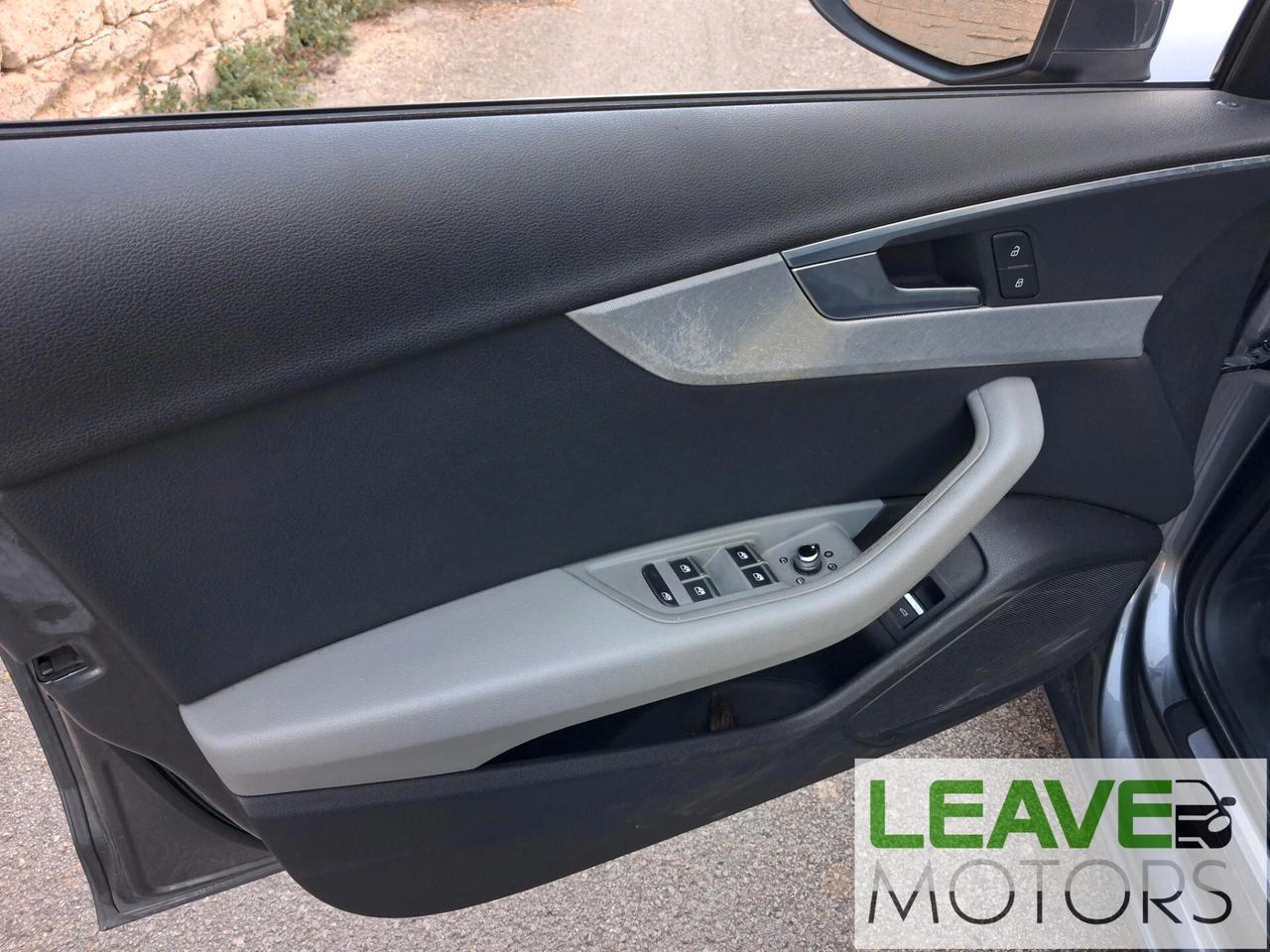 Audi A4 2.0 TDI 150 CV S tronic (M1582)
