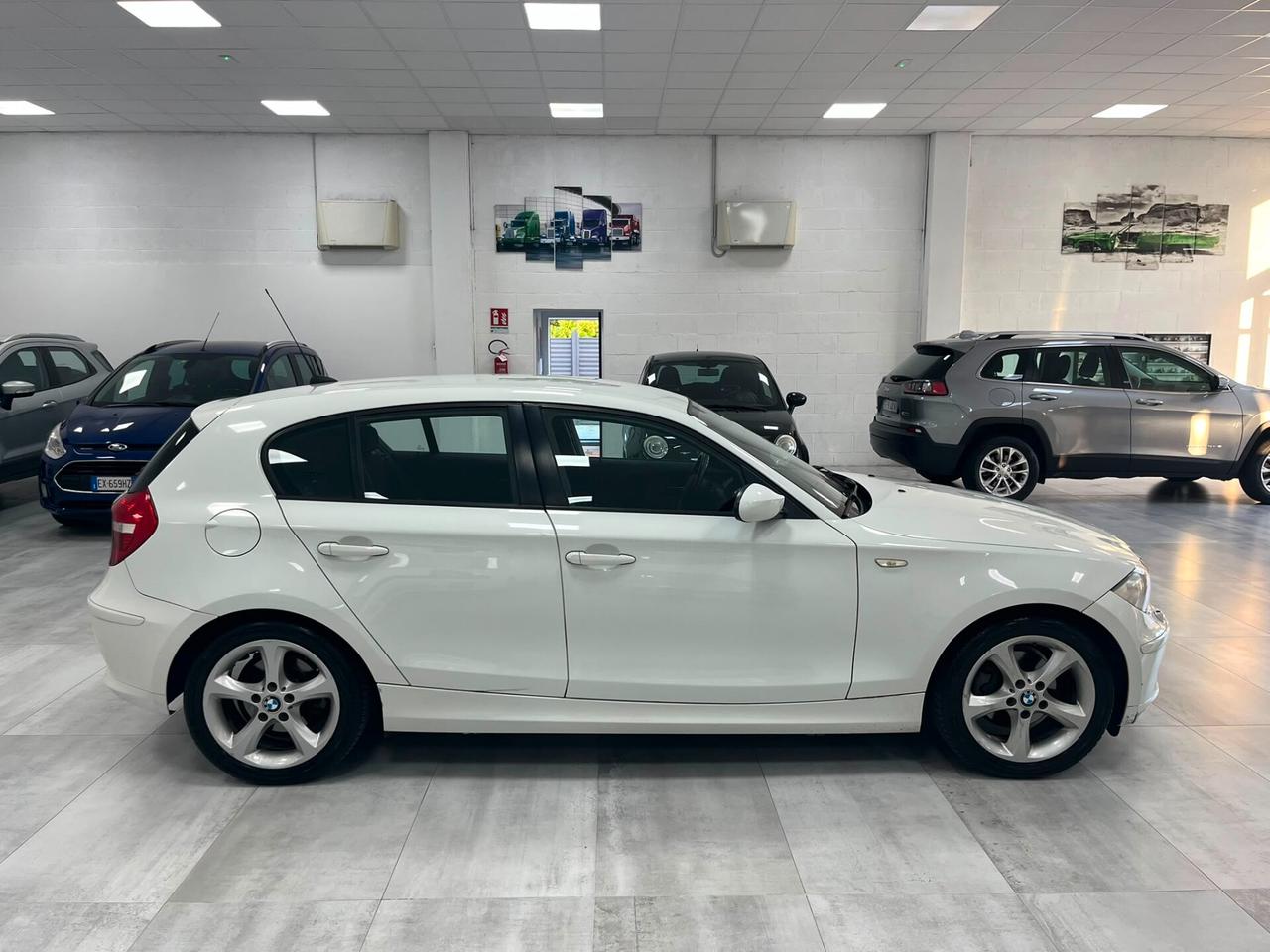 BMW 118 i 5 porte 143cv