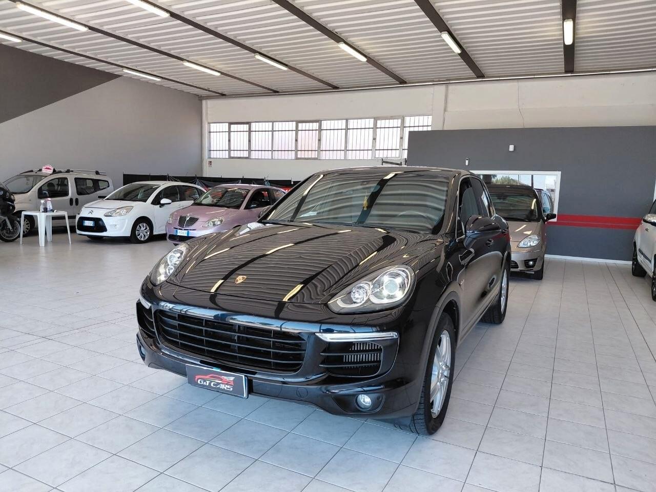 Porsche Cayenne 3.0 Diesel KM 157.000