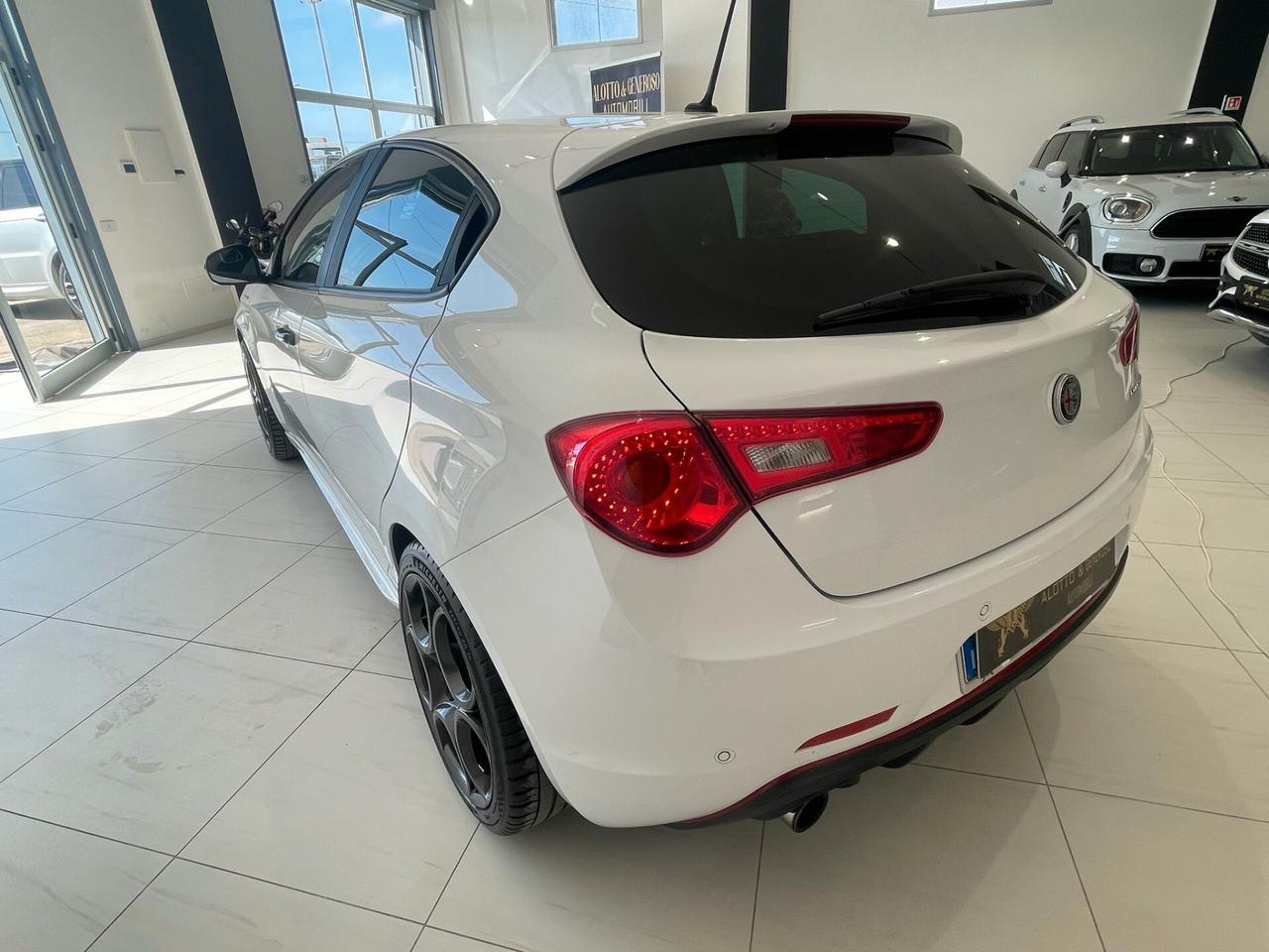 ALFA ROMEO GIULIETTA 1750 TURBO VELOCE 240CV SEDILI SPORTIVI