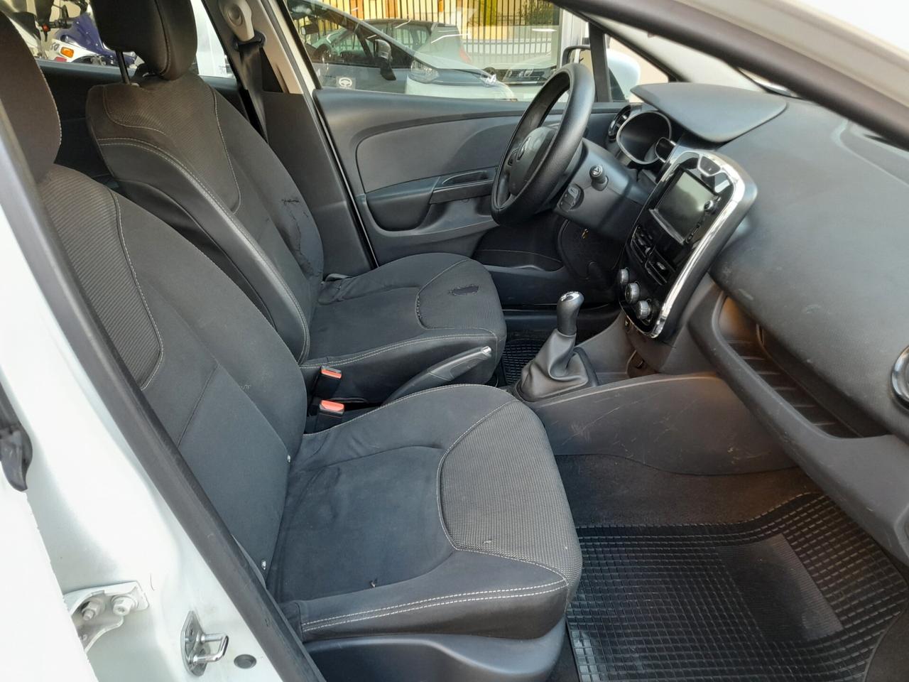Renault Clio 1.2 75CV GPL 5 porte