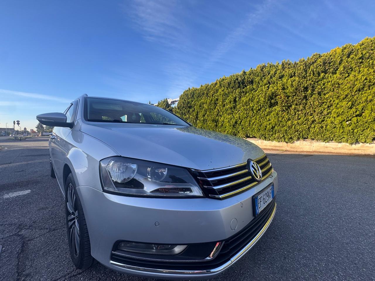 Volkswagen Passat 2.0 TDI DSG Highline BlueM. Tech.