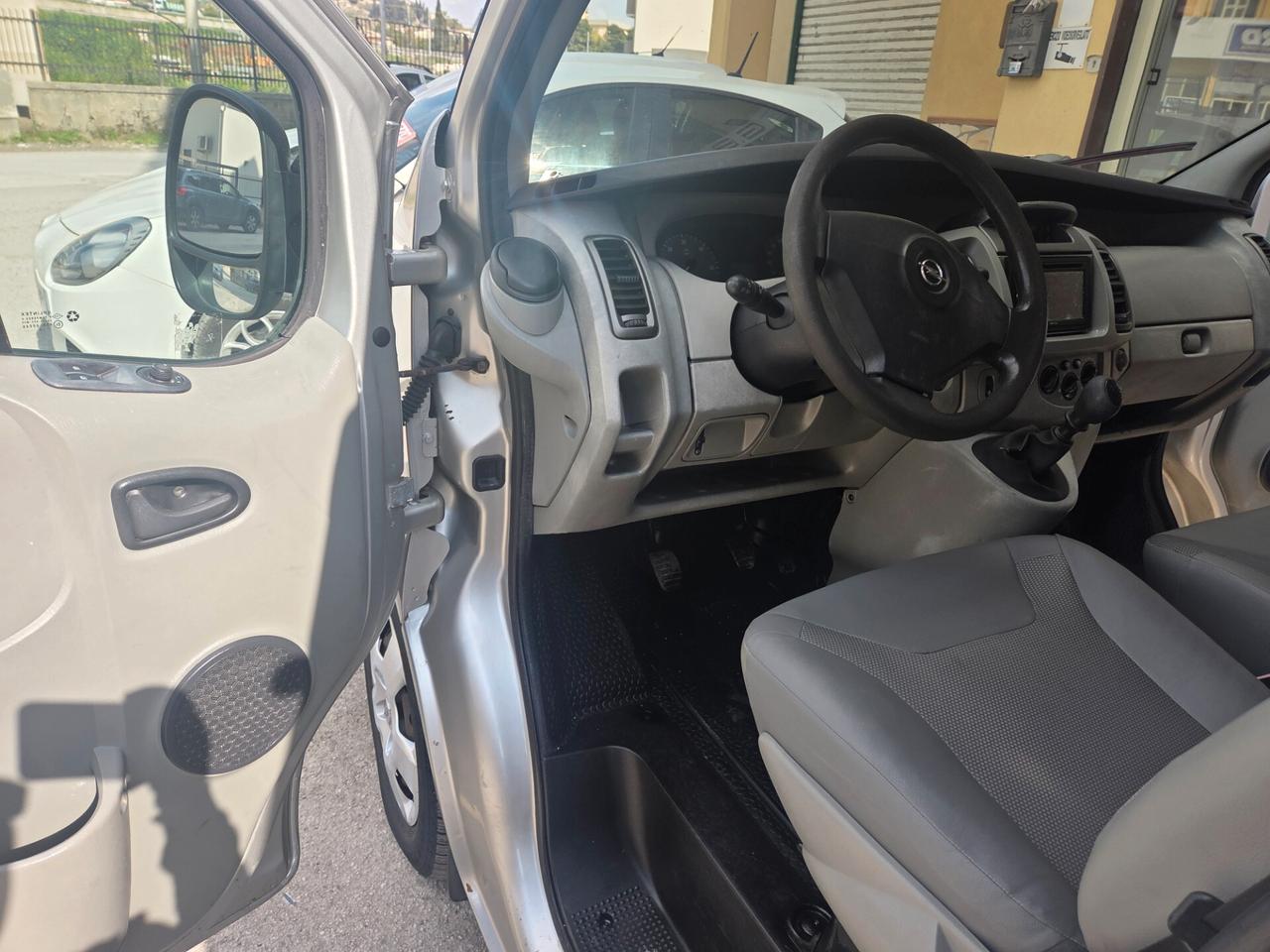 OPEL VIVARO 9 POSTI 2.0 115 CV KM CERTIFICATI