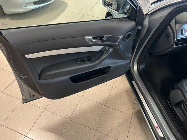 AUDI A6 Avant 3.0 V6 tdi quattro S-LINE INTERNO ED ESTERNO