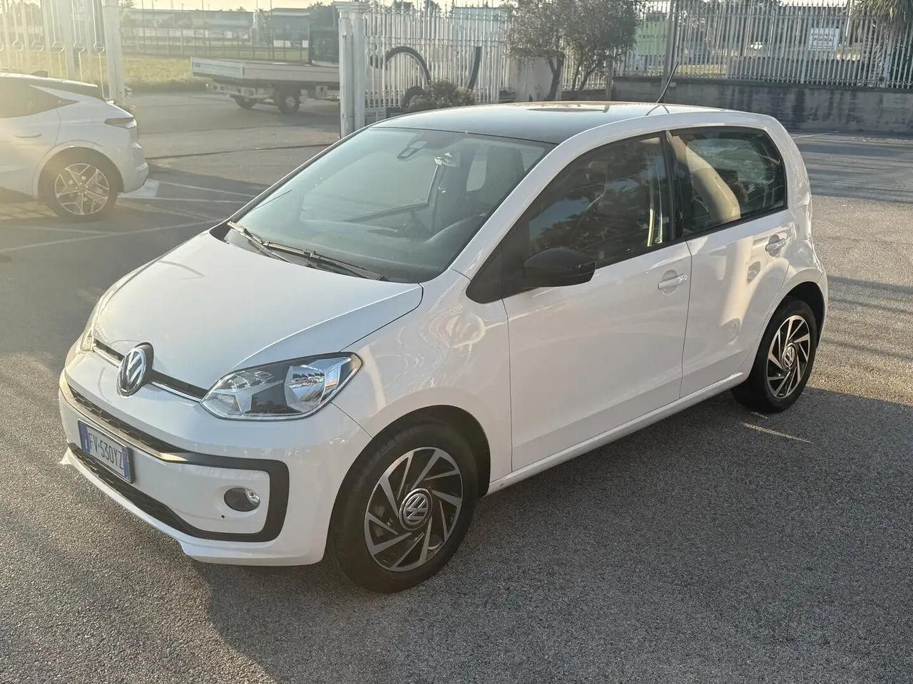 Volkswagen up! 1.0 5p. eco high 68cv Bi-Color Metano!!!!