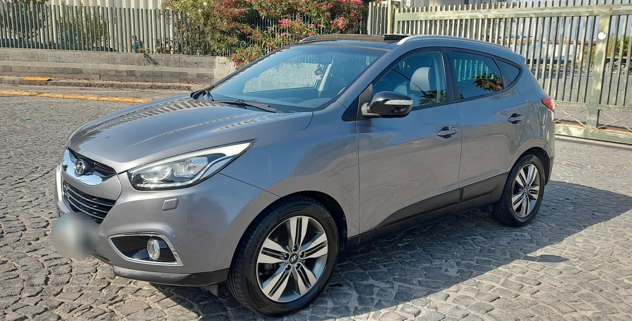 Hyundai iX35 1.7 CRDi 2WD Xpossible Tetto full