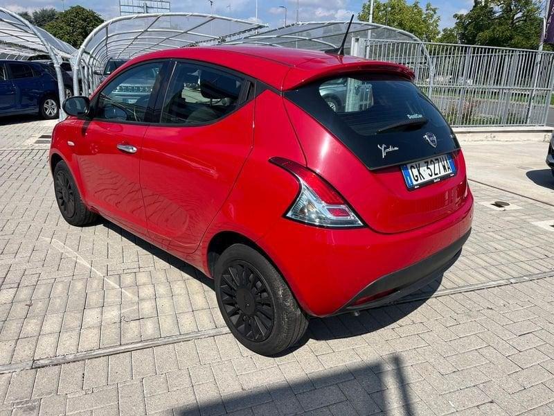 Lancia Ypsilon Ypsilon 1.0 FireFly 5 porte S&S Hybrid Silver