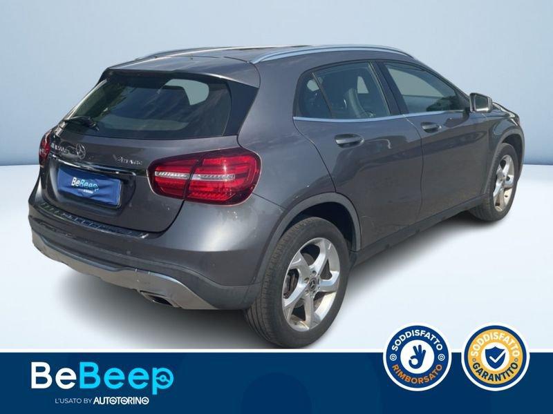 Mercedes-Benz GLA 200 D SPORT 4MATIC AUTO