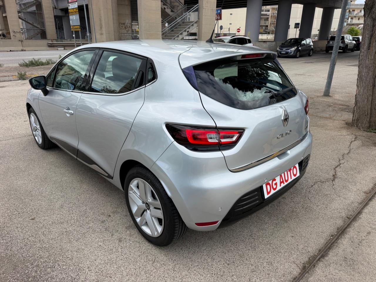 Renault Clio 1.5 dci 90 cv 2018 Navigatore Retrocam