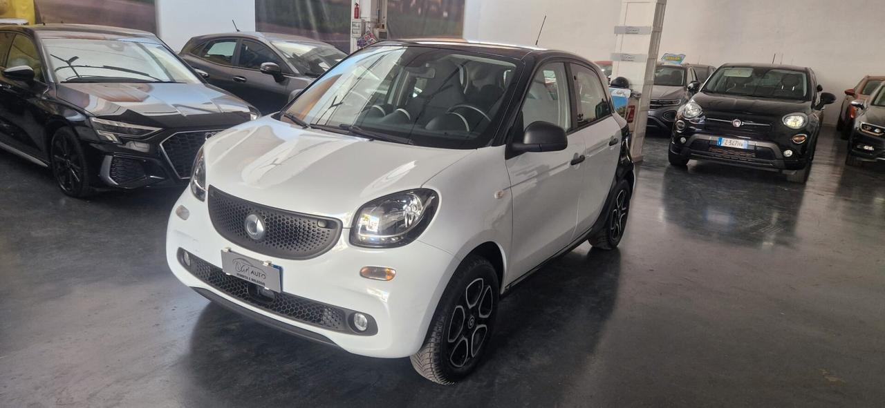 Smart ForFour 70 1.0 twinamic Youngster
