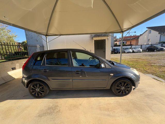 FORD Fiesta 1.2 16V 5p. NEOPATENTATI OK DISTRIBUZIONE P CONSEG
