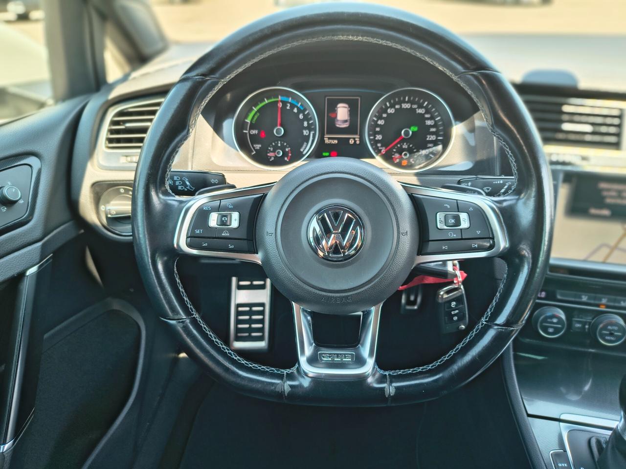 VW Golf GTE 1.4 TSI DSG Plug-In-Hybrid