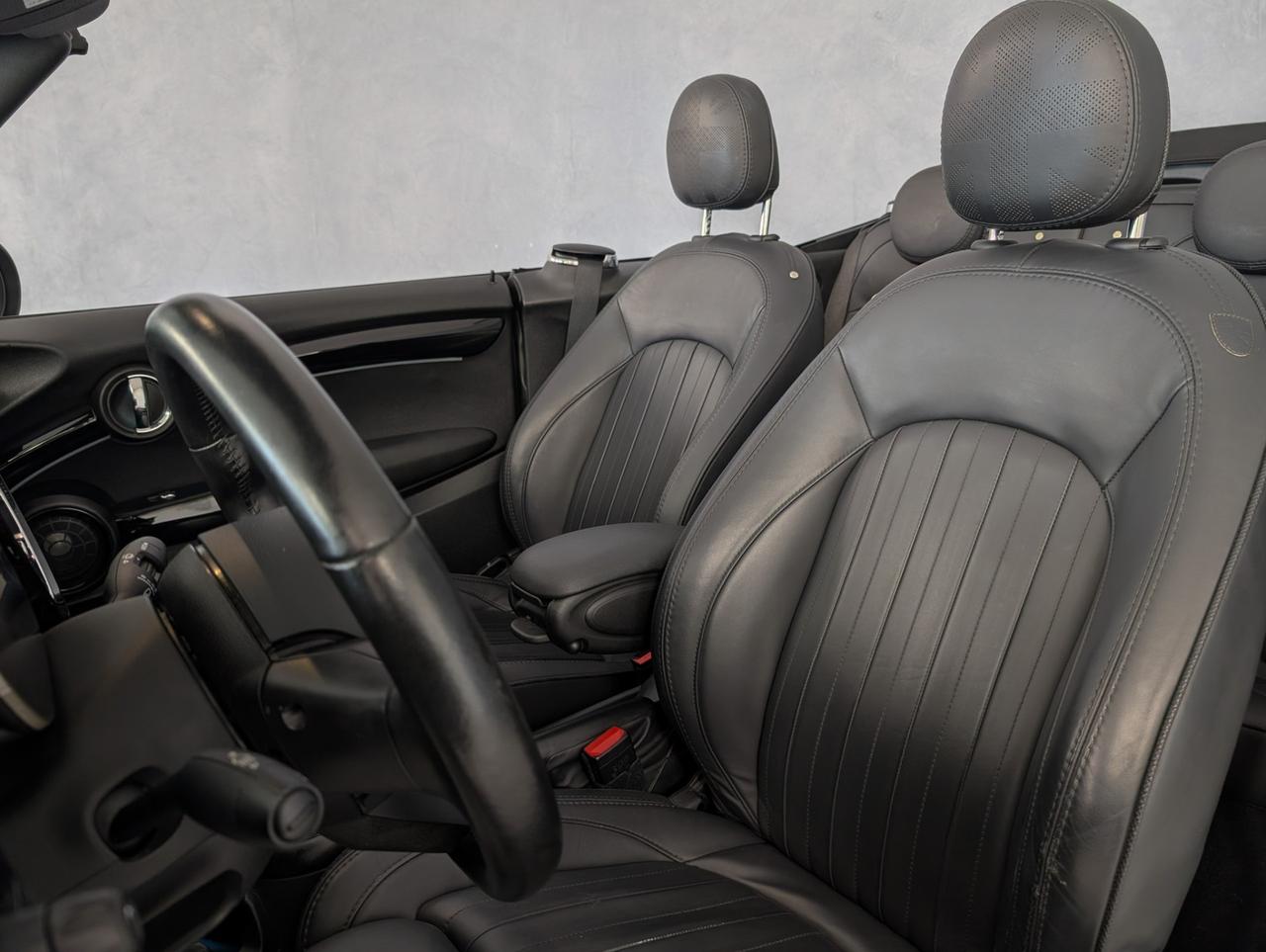 Mini Cooper Cabrio 1.5 Cooper Premium Plus