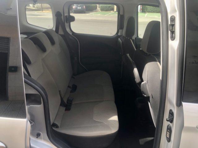 FORD Tourneo Courier 1.6 TDCI 95 CV Titanium