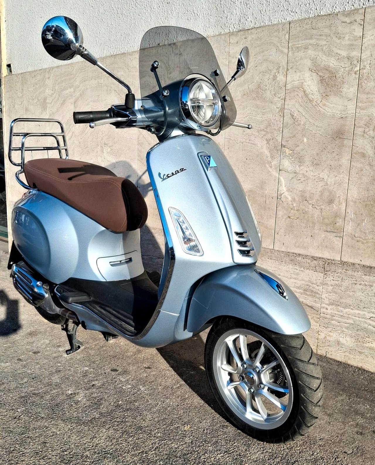 Piaggio Vespa 150 Primavera