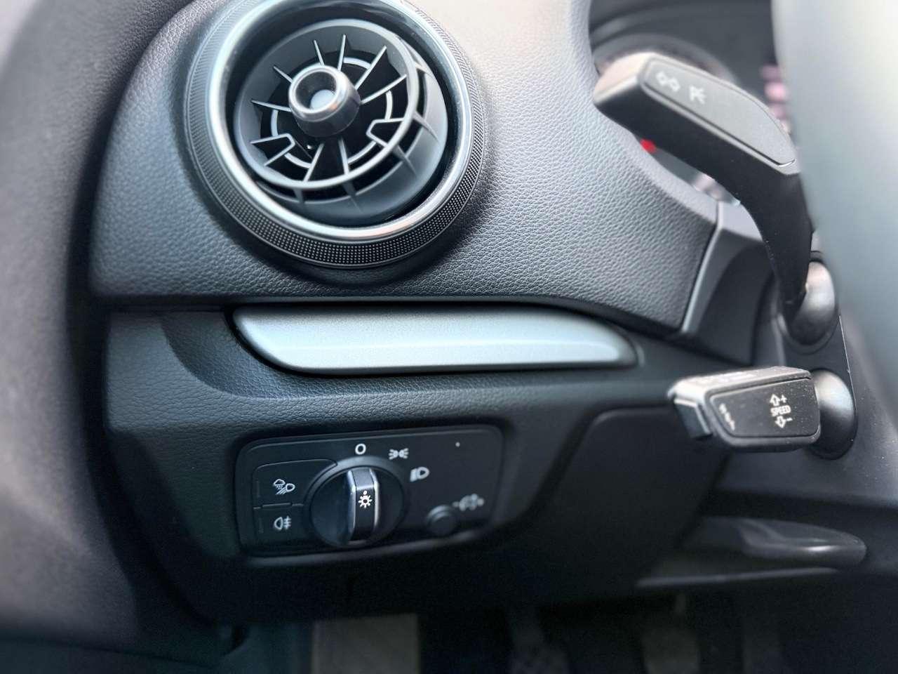 Audi A3 30 1.6 TDI Business 116cv E6 - 2019
