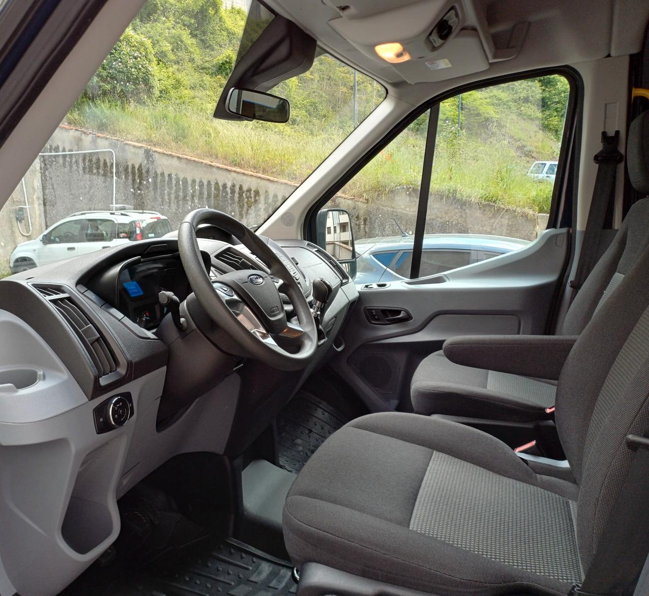 Ford Transit 2.0 Tdci 130cv Combi 8 Posti