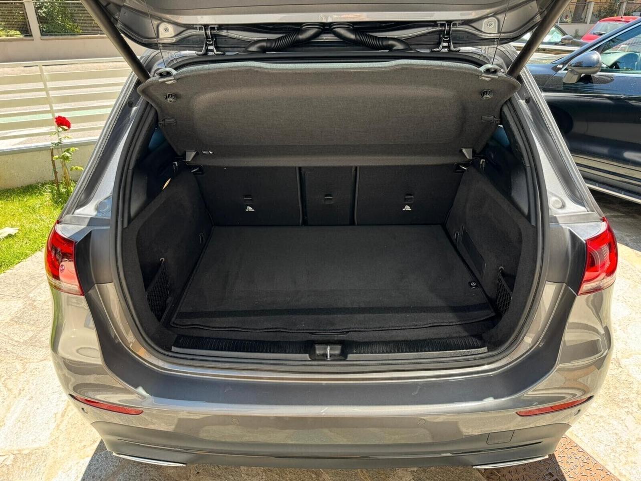 MERCEDES B 180 D AUTOMATIC SPORT NEOP NIGHT PACK