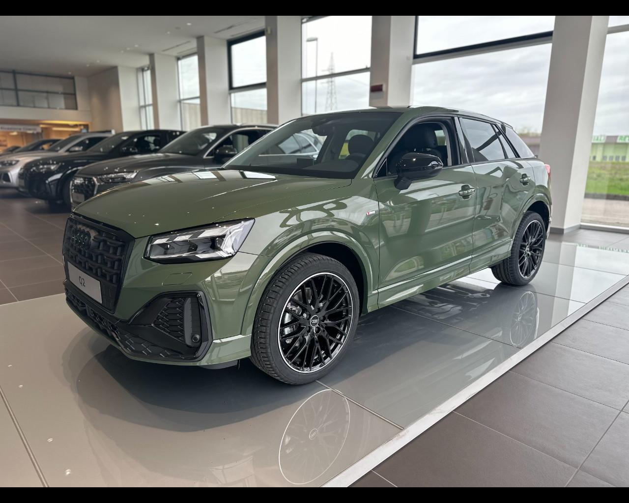 AUDI Q2 35 TFSI S-TRONIC IDENITY BLACK
