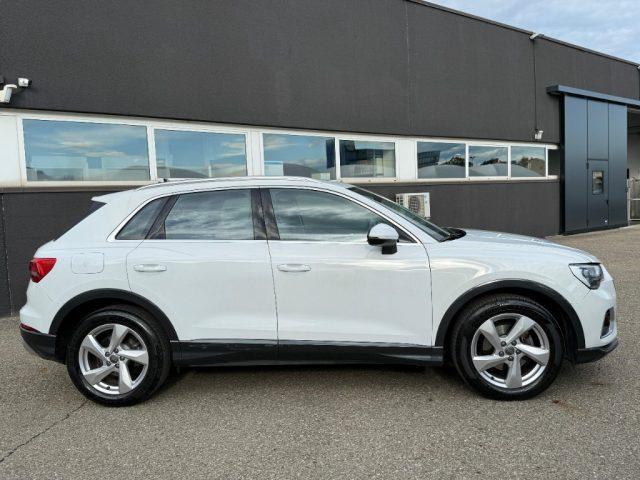 AUDI Q3 35 TDI S tronic Business Advanced NAVI - LED - 18