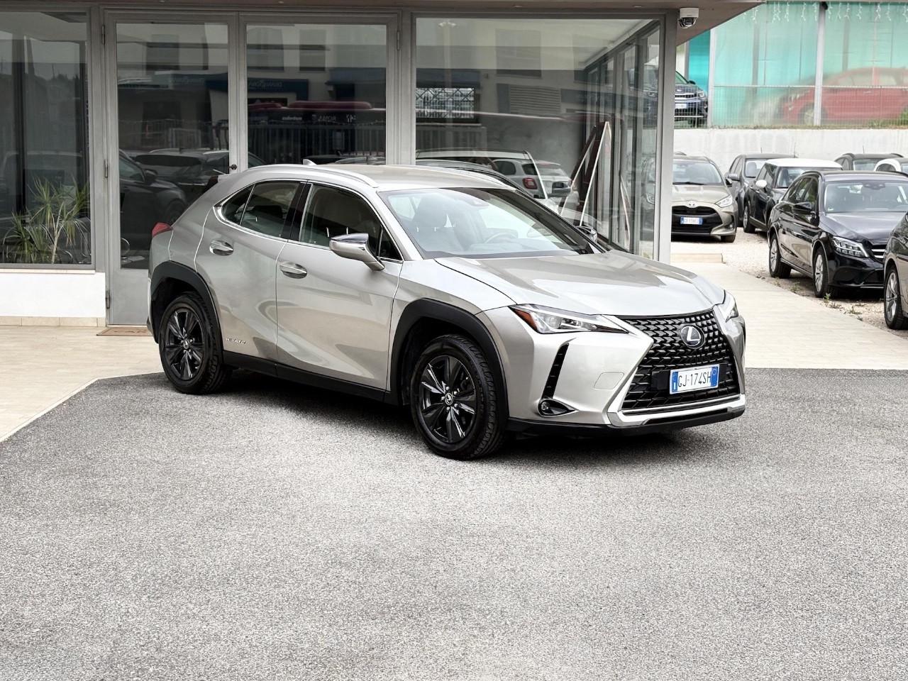 Lexus UX 2.0 Hybrid 146CV E6 - 2022