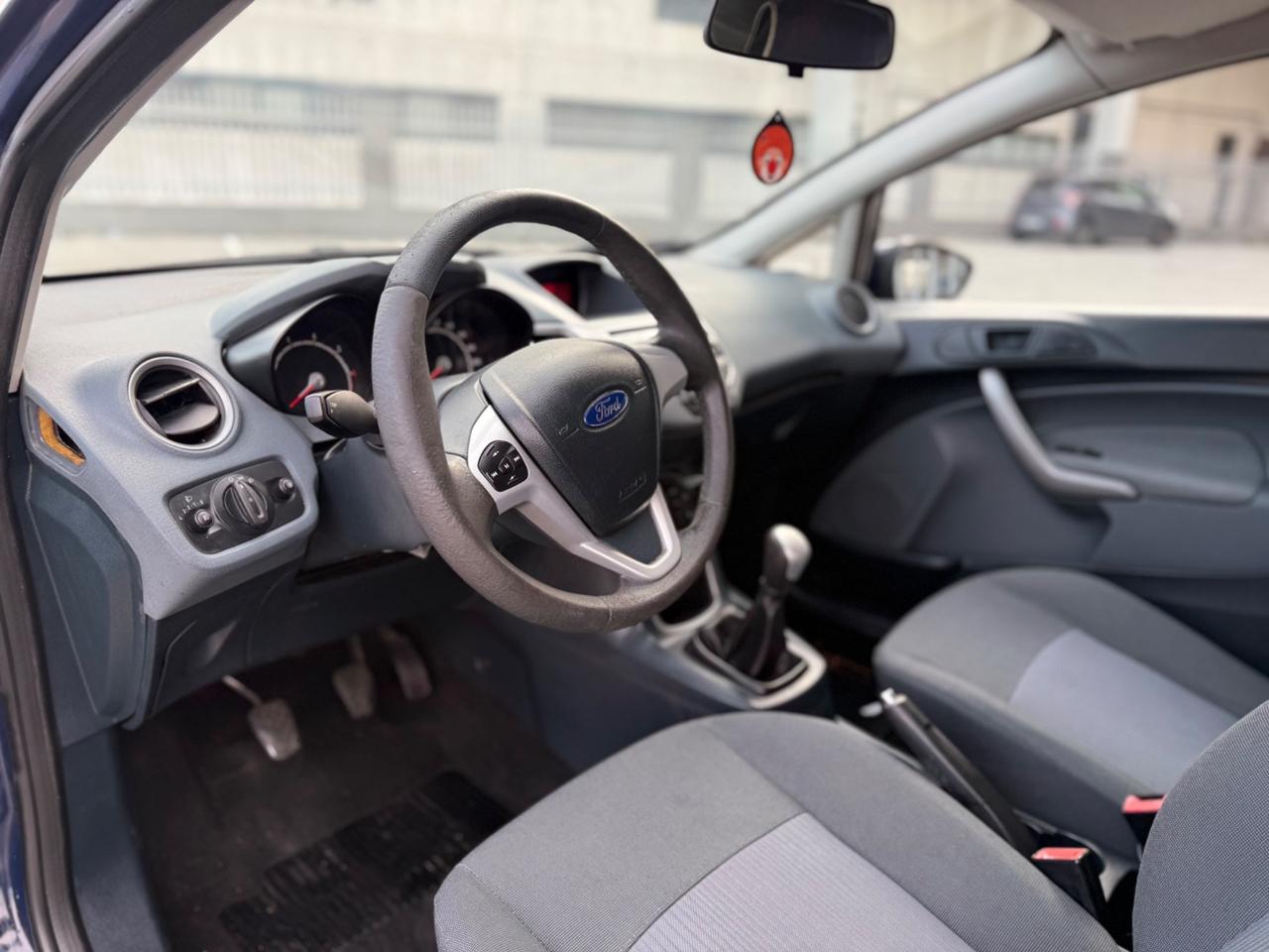 Ford Fiesta 1.2 82CV 3 porte Titanium unico Propietario