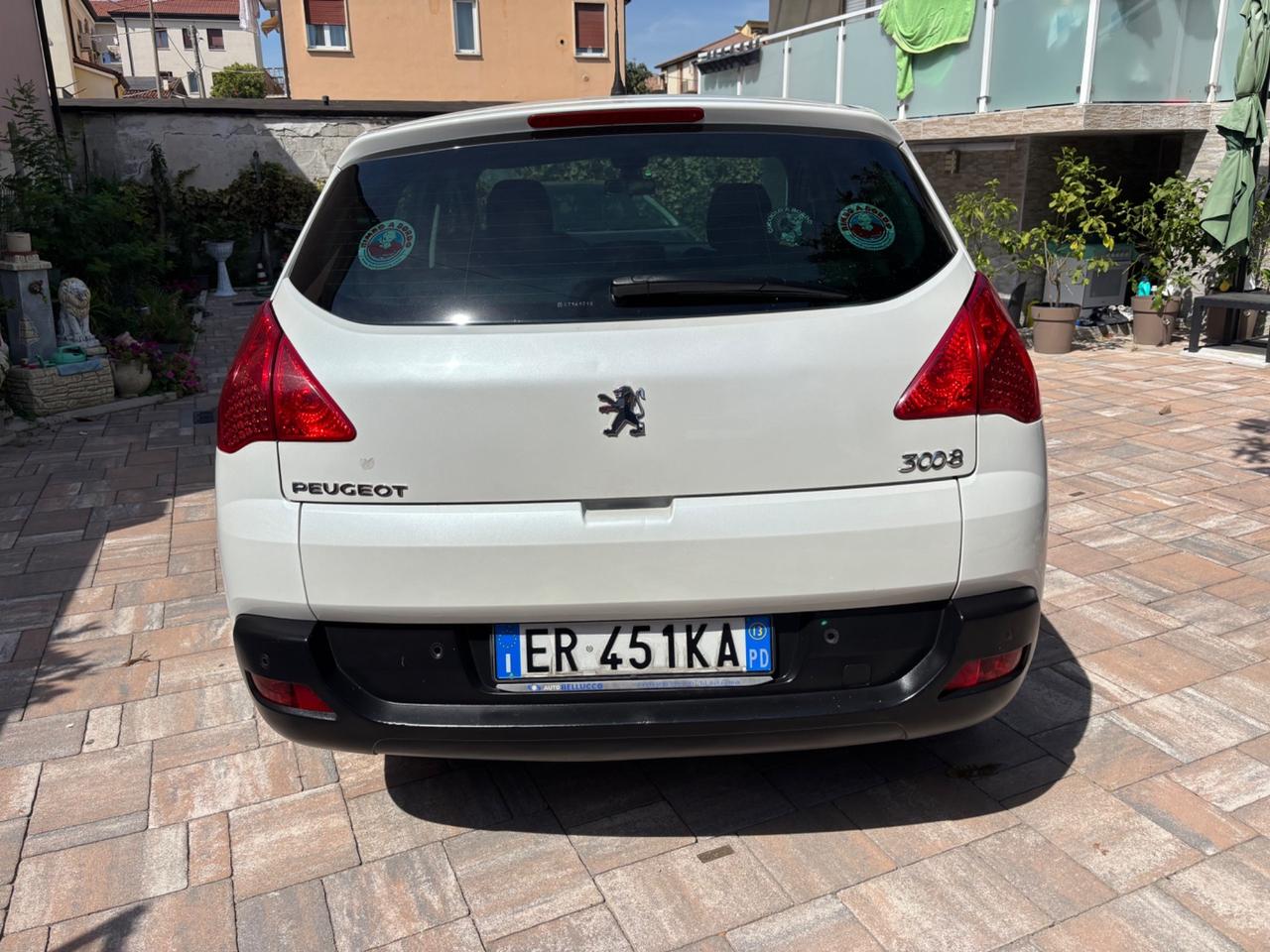 Peugeot 3008 1.6 HDi 114CV Business